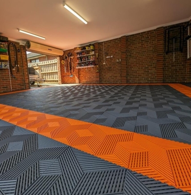 Waterdicht, glad en met elkaar verbonden, 18 mm garagevloertegels.